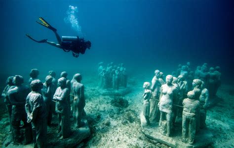 In Cancún, Trying to Protect Reef With Underwater Statues - The New York Times