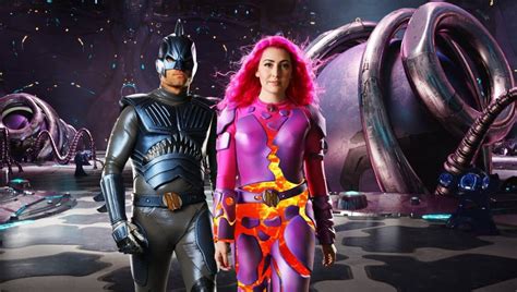 [Photos] We Can Be Heroes: "Sharkboy" and "Lavagirl" are now parents