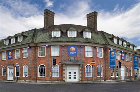 Hotels Near Luton Airport (LTN) | Cheap Hotels | lastminute.com