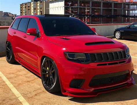 Jeep Grand Cherokee Trackhawk vs Challenger Hellcat Widebody Drag Race Is Brutal - autoevolution