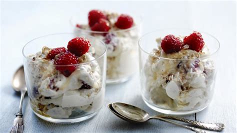 Classic cranachan recipe - BBC Food