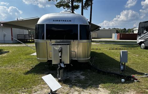 2023 Airstream RV Flying Cloud 27FBQ | RVshare