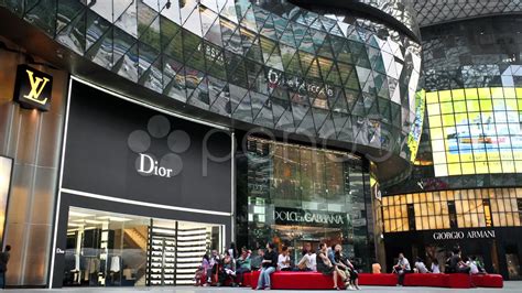 Thiết kế hình nền luxury brand dior sang trọng và đẳng cấp