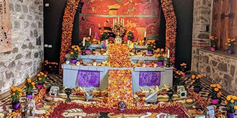 The Day of the Dead Ofrenda: Symbols of a Tradition