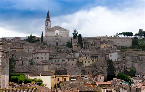 Vacation rentals in Todi Umbria