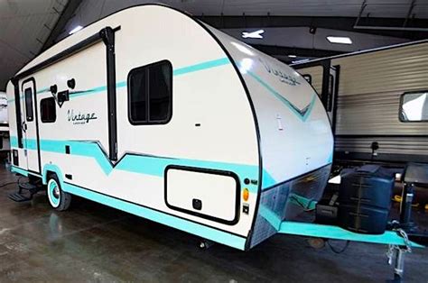 10 Best Lightweight Travel Trailers Under 3500 lbs | Lightweight travel ...