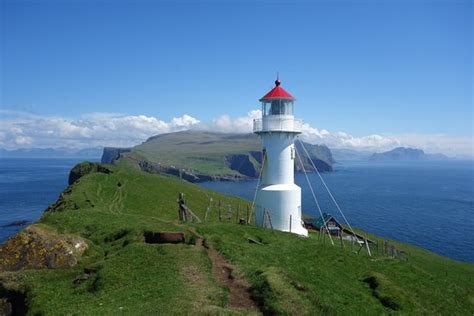 Mykines Holmur Lighthouse - 2021 All You Need to Know Before You Go (with Photos) - Mykines ...