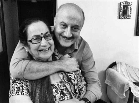 Anupam Kher's mother in isolation ward, brother's family in home quarantine | Coronavirus Latest ...