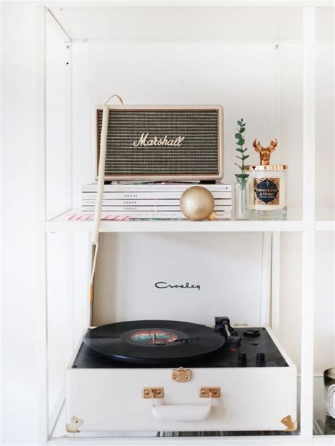 How to Incorporate a Record Player Into Your Interior | Apartment Therapy