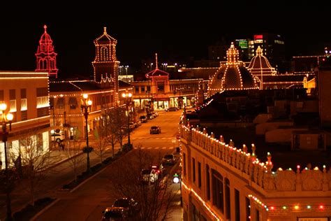 Country Club Plaza Christmas Lights Photos | Shelly Lighting