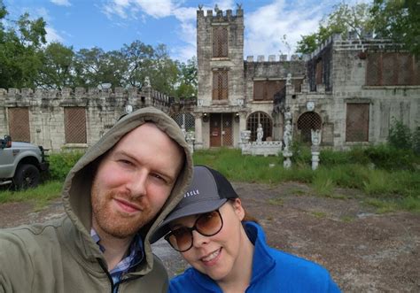 Houston couple on mission to save 1930s castle in Santa Fe, Texas