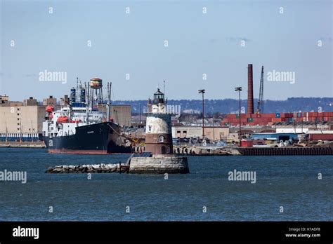 BAYONNE, NEW JERSEY - March 29, 2017: The Robbins Reef Lighthouse is ...