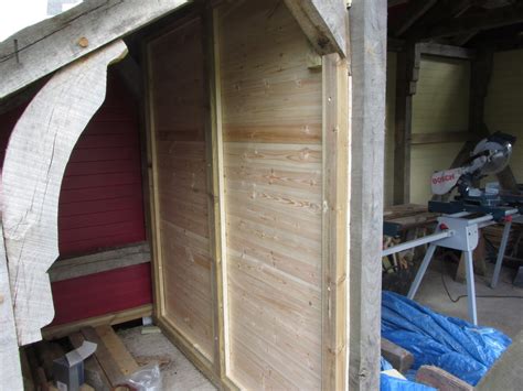 Building the "Shed": Cladding the walls