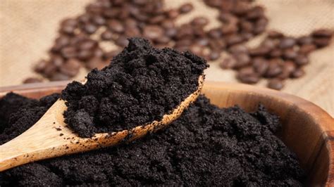 You Will Never Throw Away Coffee Grounds After Watching This - YouTube