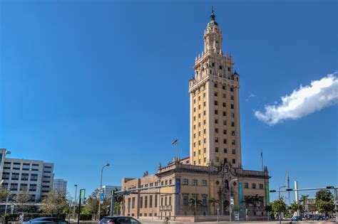 Freedom Tower in Miami, Florida - Gate to Adventures