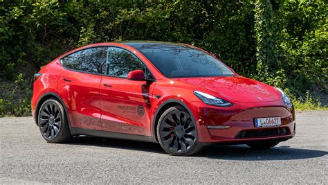 Tesla Model Y Review Australia : Tesla Unveils Model Y Drive Car News ...