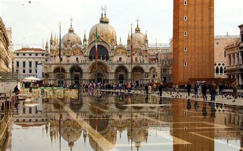 St. Mark Basilica from Venice - Stunning architecture Wallpaper Download 5120x3200