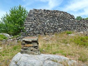 Redoubt 7 - Constitution Island - FortWiki Historic U.S. and Canadian Forts