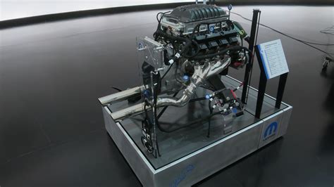 Dodge and Mopar Now Taking Preorders for 1,000-HP Hellephant Crate ...