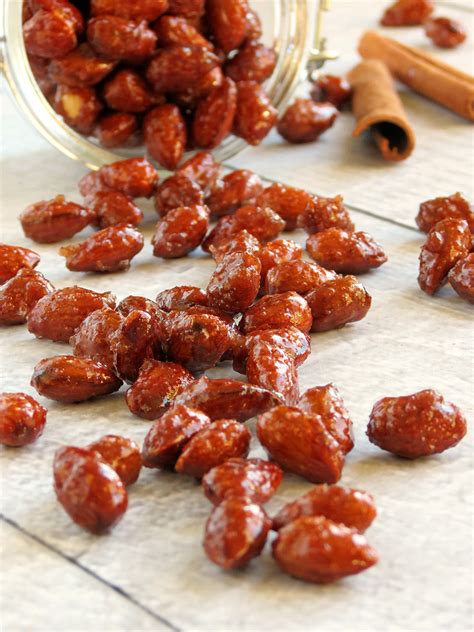 Honey Cinnamon Roasted Almonds - Yummy Addiction