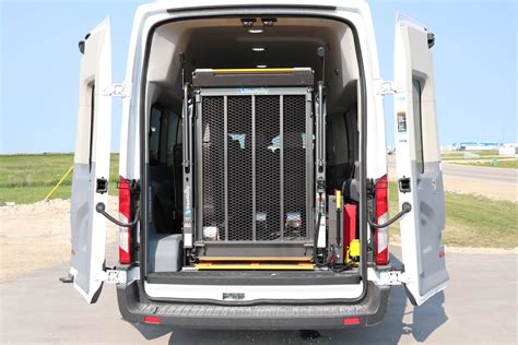 4x4 Rear Lift Ford Transit For Wheelchair & Passenger Use| MoveMobility