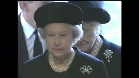 queen mother diana funeral Duchess ferguson royal mourning townandcountrymag dianas westminster ...