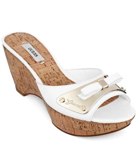 Guess Women'S Rea Platform Slide Sandals in White - Lyst