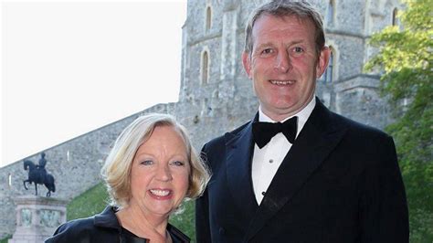 Deborah Meaden Husband, Net Worth, How Old Is Deborah Meaden? - NAYAG News