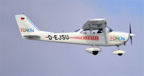 Cessna 172 Skyhawk - Price, Specs, Photo Gallery, History - Aero Corner