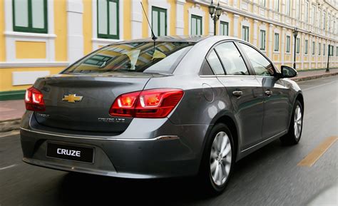 Amazing New Chevrolet Cruze - Paul Tan's Automotive News