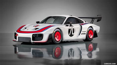 Porsche 935 | 2019MY | Front Three-Quarter