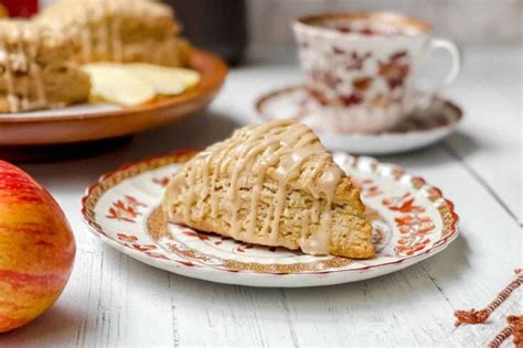 Apple Cinnamon Scones Recipe - 31 Daily