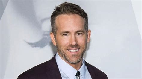 Ryan Reynolds has a very important reminder for American voters: 'Mask up!'