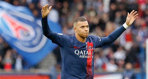 PSG : quand Mbappé prenait toujours le Real Madrid, "son équipe de cœur", à la PlayStation