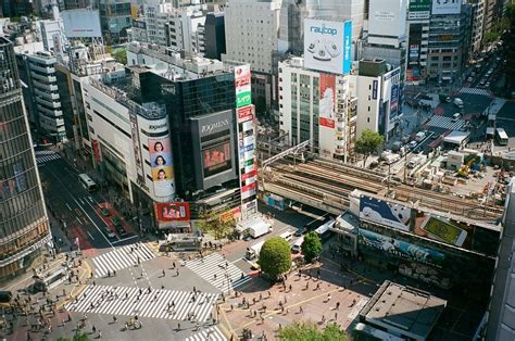 Tokyo’s Iconic Shibuya Crossing | Amusing Planet