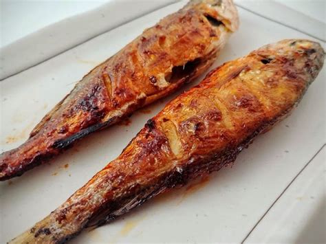 Korean Spicy Yellow Croaker Fish | Air Fry with Me | 與我同炸 | Recipe | Croaker fish recipe, Fried ...