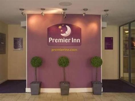 Premier Inn Glasgow City - George Square Hotel - Deals, Photos & Reviews