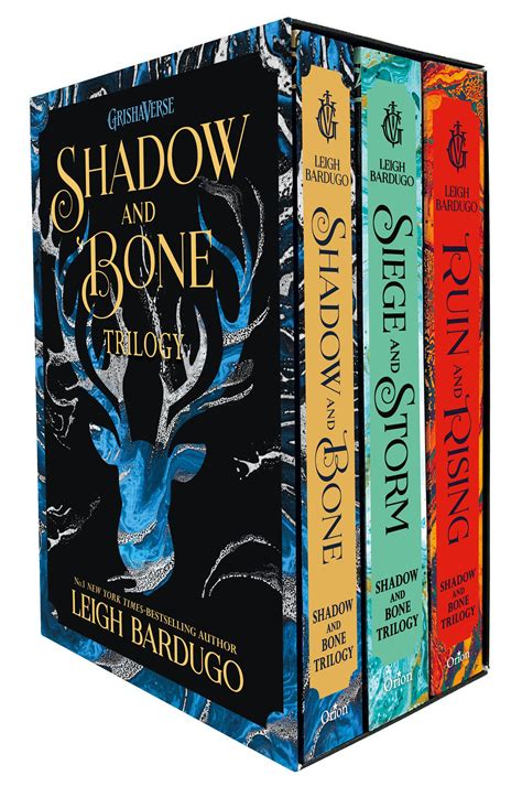 Leigh Bardugo x 3 Shadow and Bone FLEXI SLIPCASE by Leigh Bardugo - Books - Hachette Australia