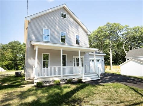 Leominster MA Single Family Homes For Sale - 11 Homes | Zillow