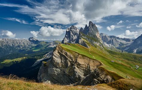 travel4pictures | Seceda, nature park Puez-Geisler, South Tyrol 09-2020