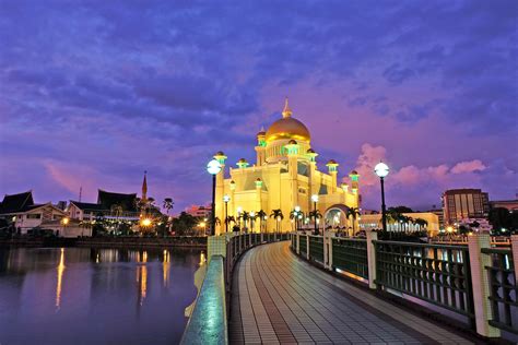 Tourist Attractions in Brunei [And How To Get There] - The Bliss of Asia