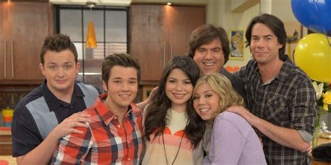 iCarly Revival Aiming For Summer Premiere, Adds New Cast Members