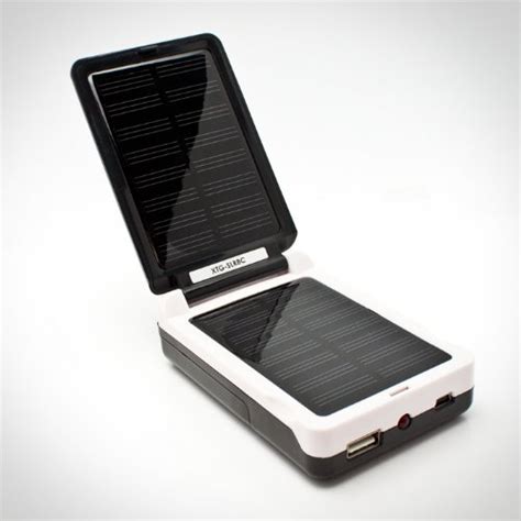 AA and AAA Solar Battery Charger - Charge Your Batteries Via USB or Sun Power - | eBay