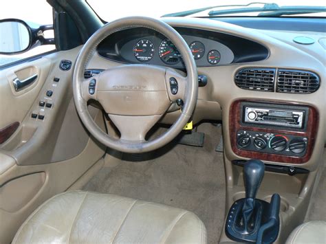 Chrysler Cirrus 1995 - 2000 Sedan :: OUTSTANDING CARS