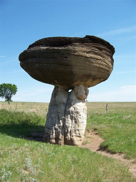 20 Cool Rocks and Rock Formations ~ Now That's Nifty