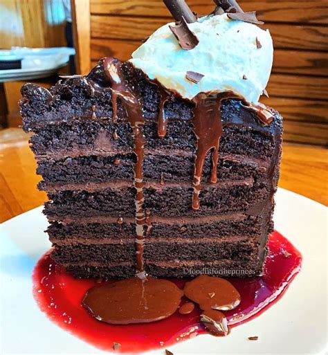 Dessert so sweet and picturesque it needed its own post! This delicious 7 layer chocolate cake ...