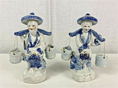 (2) Blue & White Porcelain Chinese Figurines 2 Carrying Buckets / Pails ...