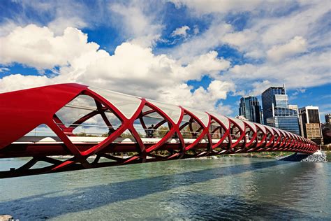 Pedestrian Bridges and Footbridges Photos | Architectural Digest