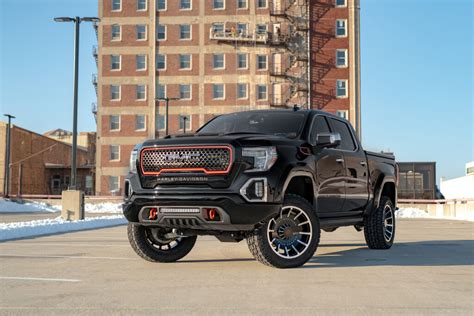 GMC and Harley-Davidson Join Forces For Limited Edition Sierra Pickup Truck - Maxim