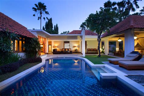 3br-Deluxe-pool-villa-swimming-pool - Alaya Dedaun Kuta | ALAYA Hotels & Resorts